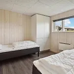 度假居 With Sea View 12 *