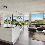 度假居 With Sea View 12 *