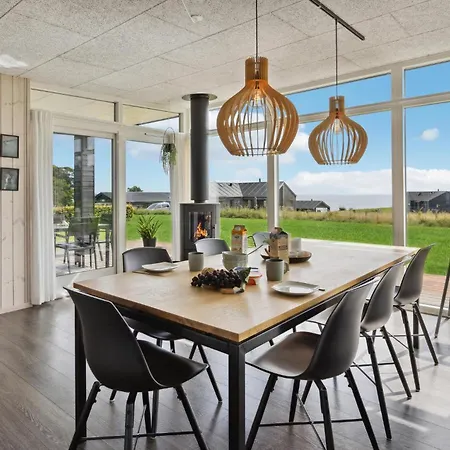 Amazing In Haderslev With Kitchen Holiday home Kelstrup Strand